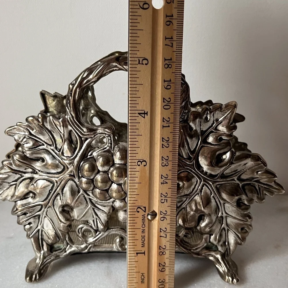 Vintage Godinger Silver Plated Footage Embossed Grape Vine Napkin Letter Holder